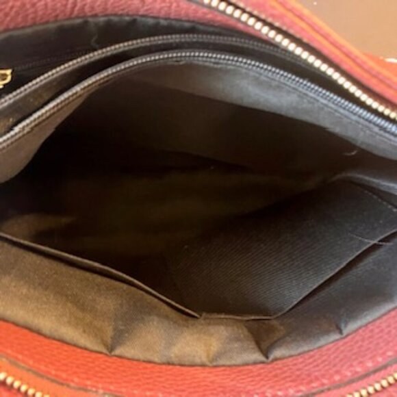 NWT Burgundy Italian Leather bag w/decorative chain - Picture 9 of 9